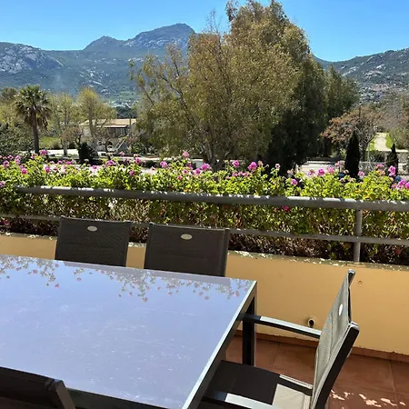 Les Terrasses Apartment *