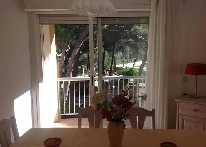 Les Terrasses * קאלבי